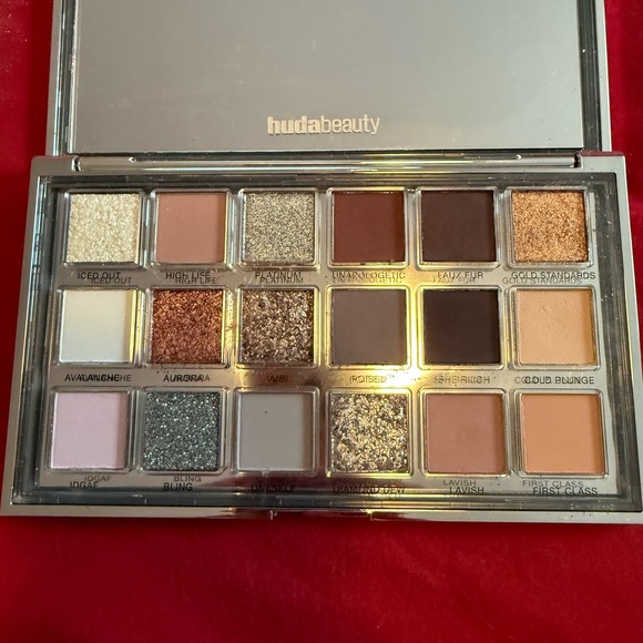 Huda Beauty Eyeshadow Palette - Icy Nude Multi-Color - Picture 2 of 3